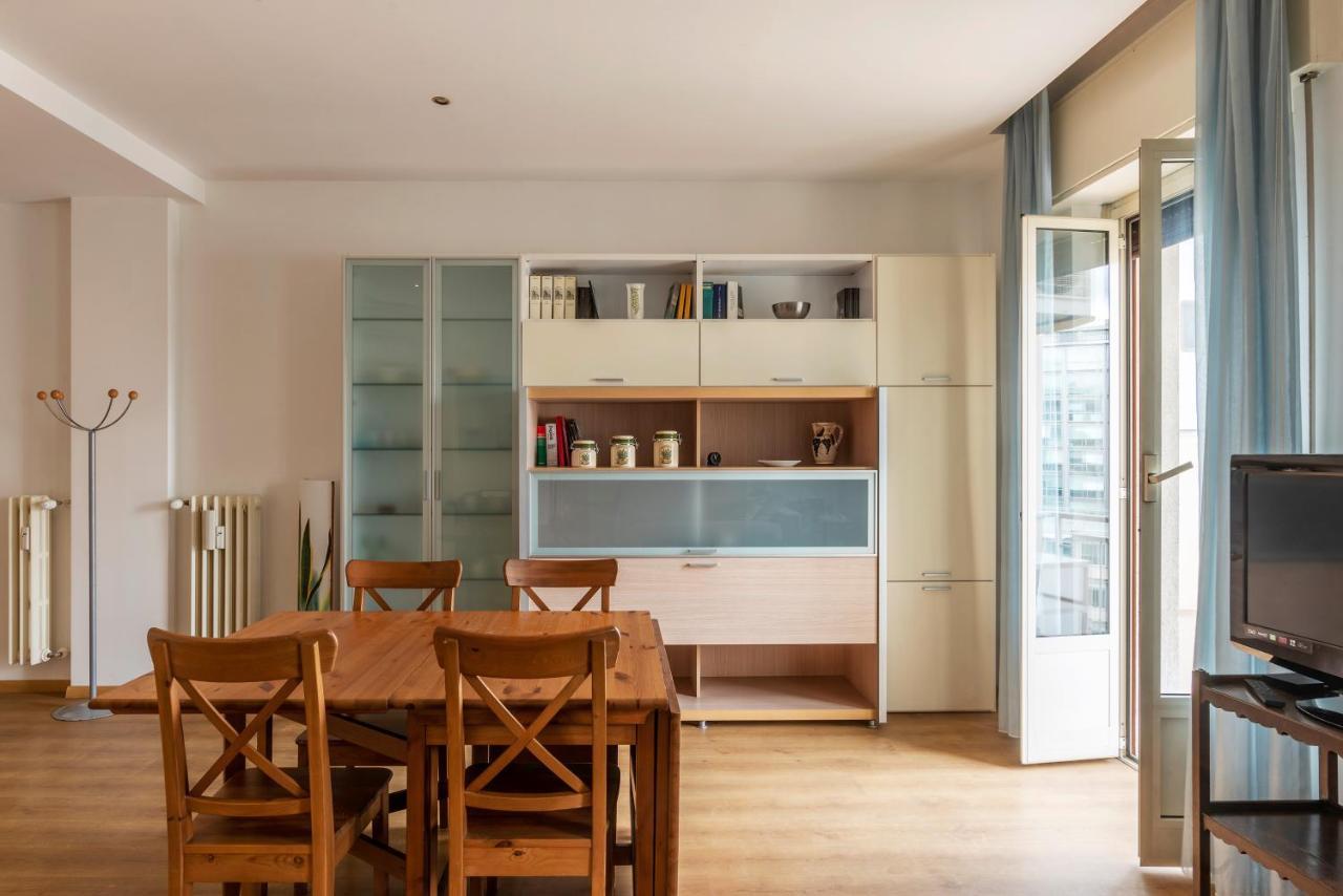 Sunny Apartment Piramide Rome Buitenkant foto