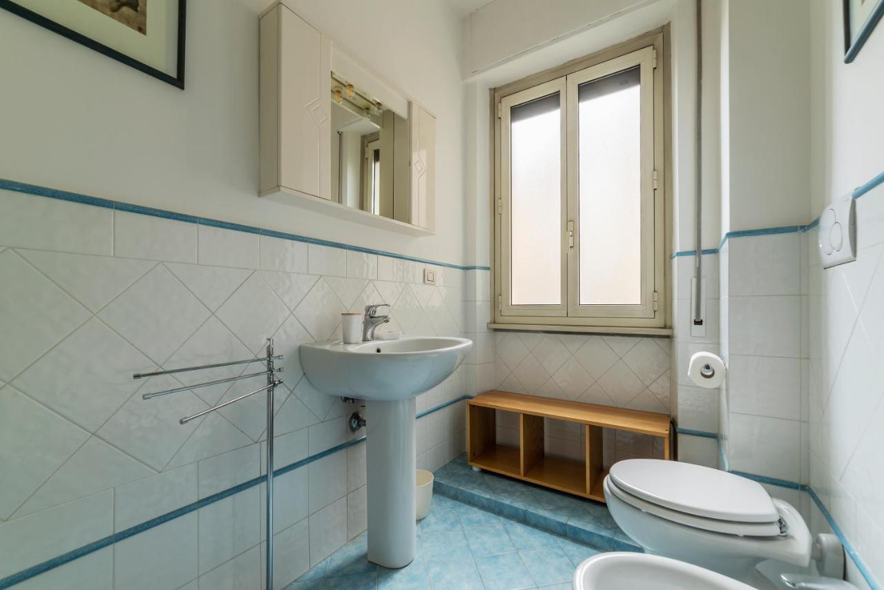 Sunny Apartment Piramide Rome Buitenkant foto